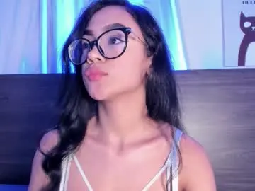 Chaturbate Sex Chat of klohewilliams