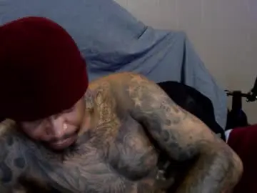 Chaturbate Live Sex Cam of rickavelli