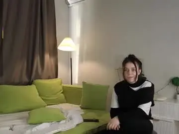 yulandazamostny from chaturbate