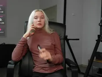 Chaturbate Free Live Porn of agelina_summer