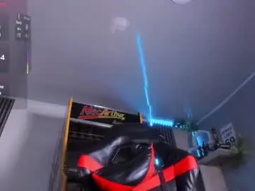 Chaturbate Live Sex Cam of jenie_fire_