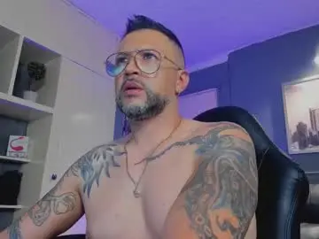Chaturbate Sex Chat of mrfrank_tattoo