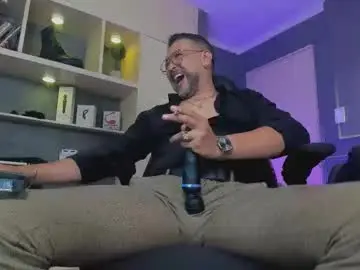 Chaturbate Free Porn Cam of mrfrank_tattoo