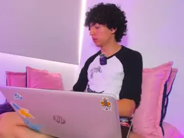 Chaturbate Nude Webcam of saint_dark