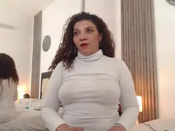 Chaturbate Best live sex cam show of serena_houstonn