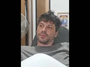 Chaturbate Live Sex Cam of aaronspice