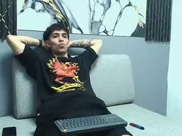 Chaturbate Live Sex Cam of aethon_noir