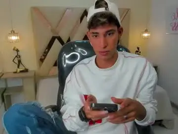 Chaturbate Sex Chat of ferphoenix_