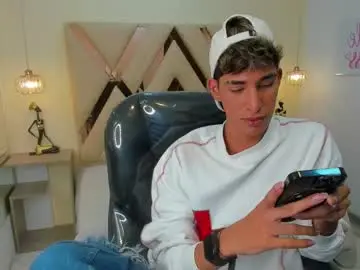 Chaturbate Sex Cam of ferphoenix_