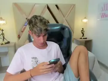 Chaturbate Private Sex Chat of ferphoenix_