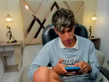 Chaturbate Adult Webcams of ferphoenix_