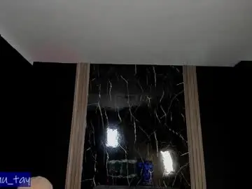 Chaturbate Live Sex Cam of haruu_tay