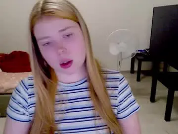 Chaturbate Nude Webcam of kitten_jenny01