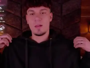 Chaturbate Sex Cam of liamthunder05_