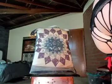 Chaturbate Best live sex cam show of little_izzi