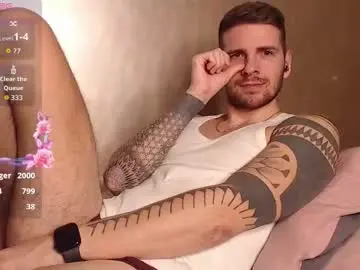 Chaturbate Free Porn Cam of mr_longboy