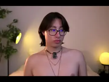 Chaturbate Live Porn of louis_zh