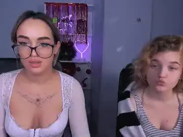 Chaturbate Adult Webcams of mia__winter
