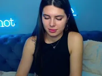 Chaturbate Live Sex Cam of viollinalv