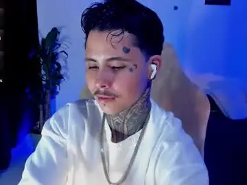 Chaturbate Live Sex Cam of 777_stefantransmen