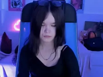 Chaturbate Adult Video Chat of elainebeness