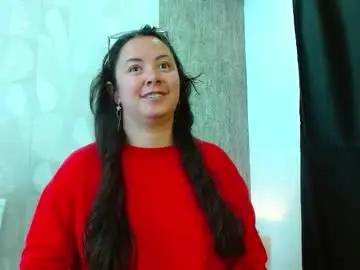 Chaturbate Live Sex Cam of elamurray