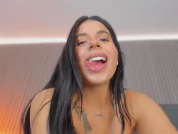 Chaturbate Live Porn of emelie_89