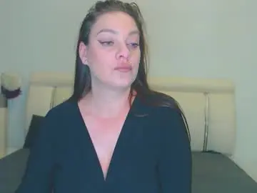 misskhloe from chaturbate