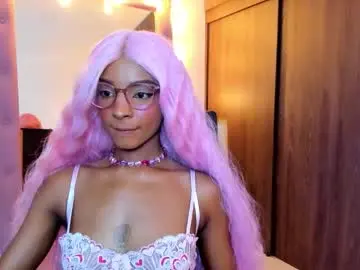 Chaturbate Free Live Porn of alika_houston