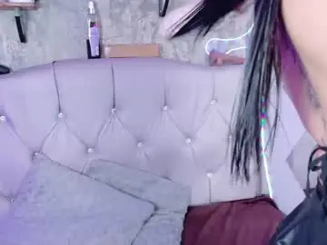 Chaturbate Live Sex Cam of megan_xoxo1