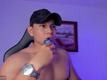 Chaturbate Watch Live Sex Cams of roy__constance