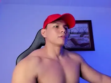 Chaturbate Best live sex cam show of roy__constance