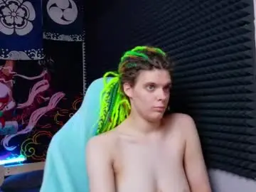 Chaturbate Live Sex Cam of kiki_krash