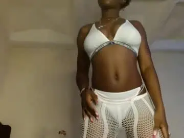 Chaturbate Live Sex Cam of ladasha_montaz