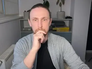 Chaturbate Adult Webcams of sky_guy25