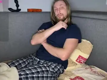 Chaturbate Watch Live Sex Cams of sky_guy25