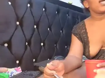 Chaturbate Sex Cam of sweet_lizzyy