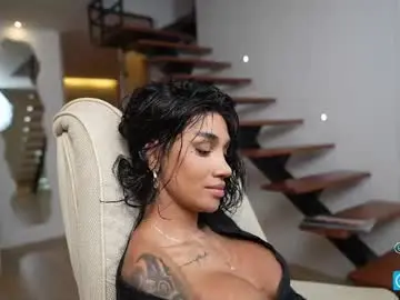 Chaturbate Live Porn of sweetlaurasaenz