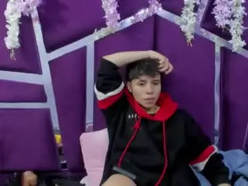 Chaturbate Best live sex cam show of bruno_cruz