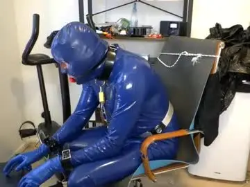 Chaturbate Sex Cam of latexslaafboy2