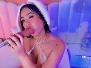 Chaturbate Live Sex Cam of noa_moon