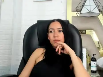 Chaturbate Live Sex Cam of noah_and_kim69