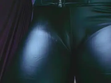 Chaturbate Live Sex Cam of pepper_cat