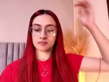 Chaturbate Watch Live Sex Cams of andracyruss