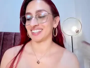 Chaturbate Live Sex Cam of andracyruss