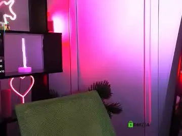 ella_coco from chaturbate