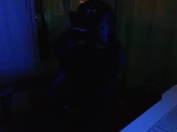 Chaturbate Free Live Porn of golden_boyyy21