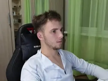 Chaturbate Nude Webcam of golden_boyyy21