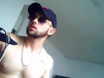 Chaturbate Adult Webcam of david23vergota