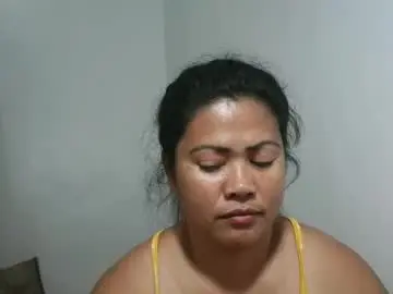 Chaturbate Live Sex Cam of hotnathaly92